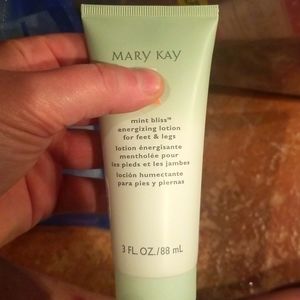 Mary kay mint bliss energizing lotion for feet and legs #1